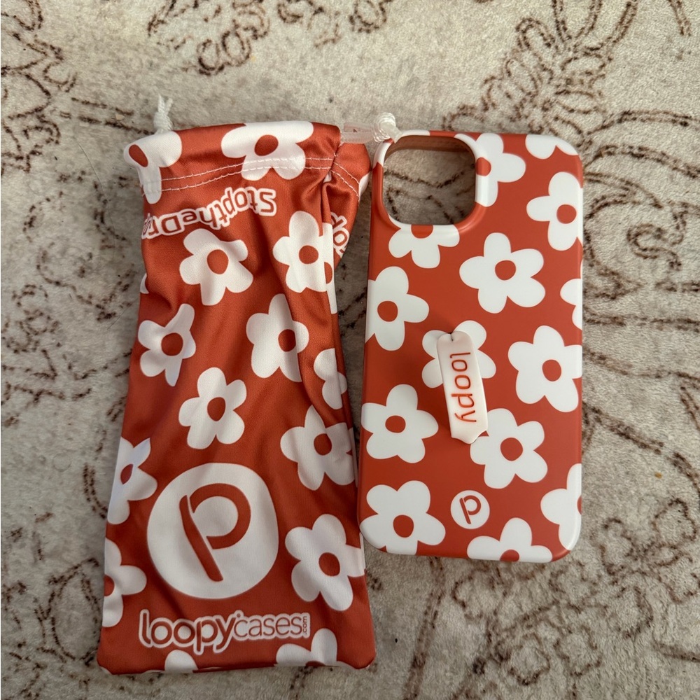 Loopy Floral iPhone 13/14 Case
